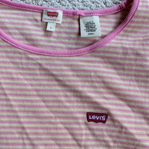Levi's Pink Striped T-Shirt - Picture 1 of 2